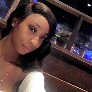 Meet your Posher, Aaysiaa